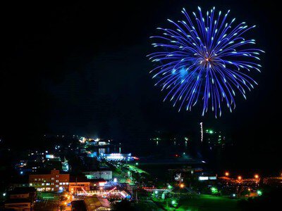 令和8年 ありかわ縁日 花火大会 祭りと共に夜空に打ち上がる花火を楽しむ