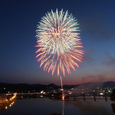第79回 日田川開き観光祭 約1万発の花火が2日間にわたって打ち上げられる