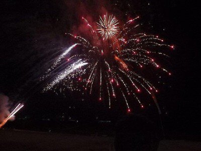 浜玉町 花火大会 1600発の花火が夏の夜空を彩る
