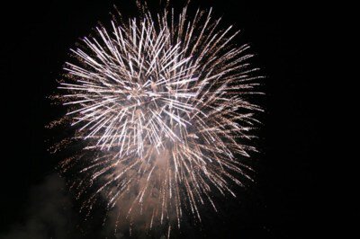 2026 北波多ふるさと夏まつり 会場の近くで打ち上げられるので迫力満点