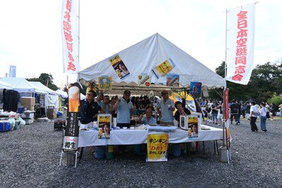 冷えたビールや屋台グルメで夏まつり気分も最高潮