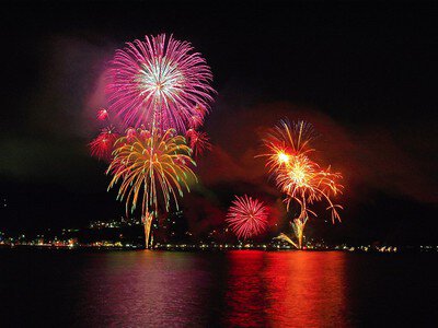 宇佐美夏まつり海上花火大会 画像(2/4)