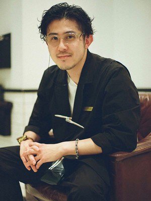 クラブからホテルラウンジまで幅広く活躍するDJ Hi-6