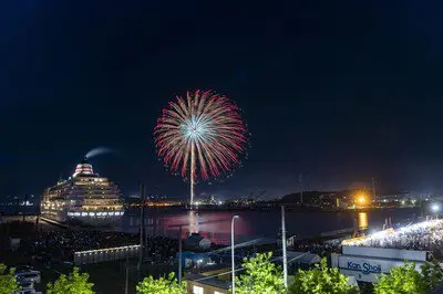 Muroran Port Festival Cool-evening Fireworks Festival Image (2/3)