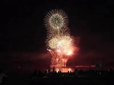 제28회 아지가우라 해안 불꽃놀이