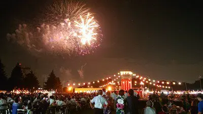 令和8年度入間基地納涼祭～盂蘭盆舞與煙火之夜～ - 看點是星光瀑布和4號煙火彈