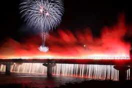 호리노우치 십오야 축제 대하나비 대회 2