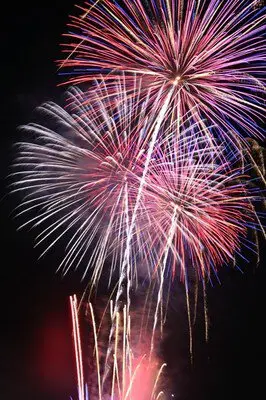 제64회 사쿠 치쿠마가와 대불꽃축제 치쿠마강을 수놓는 웅장한 와이드 스타마인