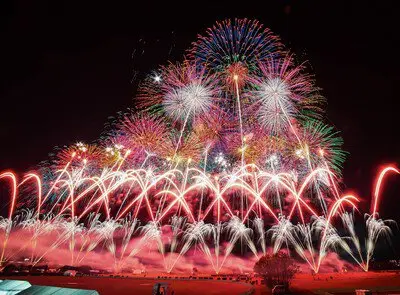 第120回 長野えびす講煙火大会 全国でも珍しい11月の花火大会