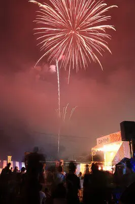 뉴우카와 여름축제 밤하늘 가득 피어나는 스타마인은 필견