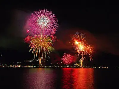 宇佐美夏まつり海上花火大会 画像(2/4)