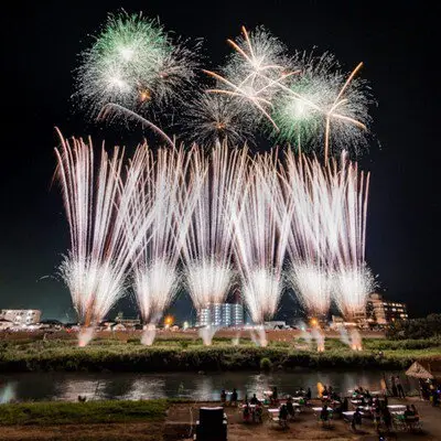 이즈나가오카 온천 불꽃놀이 가노가와 축제