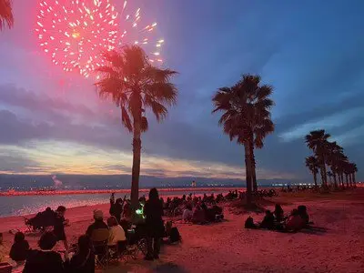 常滑Rinku海灘夕陽煙火