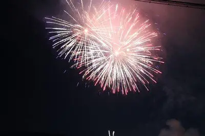 제19회 카미카와 여름축제 최고의 관람 장소에서 불꽃을 마음껏 즐기자