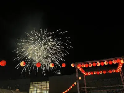 제18회 미야코마치 여름축제 — 클라이맥스를 장식하는 대형 불꽃은 볼 만합니다
