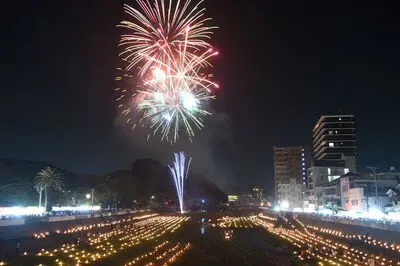 諫早萬燈川祭