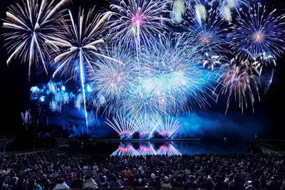 豪斯登堡 壓軸煙火2025